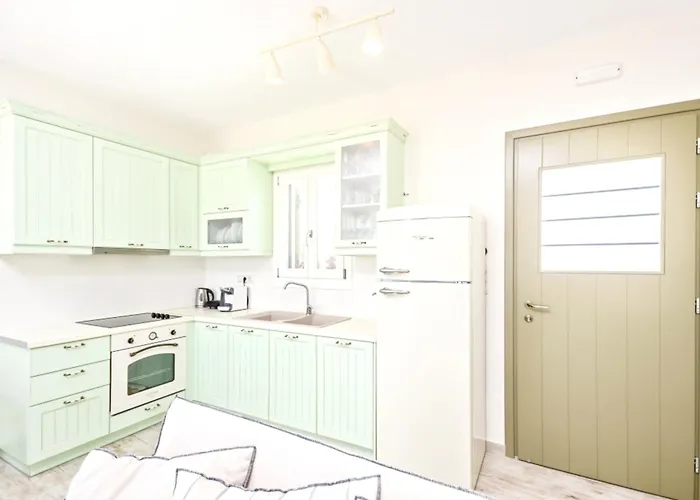 Dom wakacyjny Spacious House With Sea View In Ag. Arsenios, Garden *