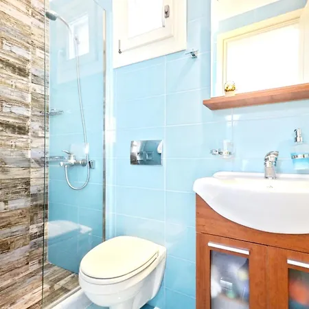 Spacious House With Sea View In Ag. Arsenios, Garden Feriehus *