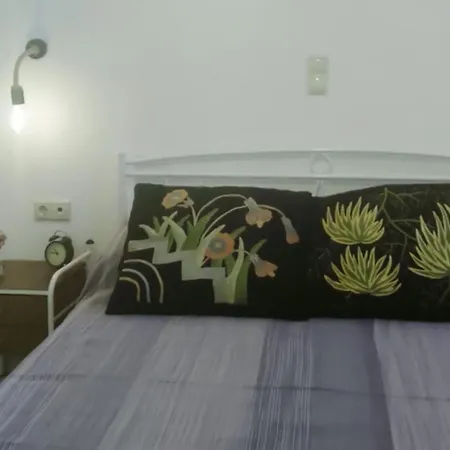 Feriehus Spacious House With Sea View In Ag. Arsenios, Garden Glinado Naxos