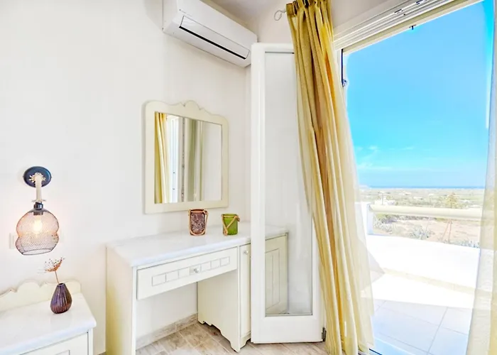 Semesterbostad Spacious House With Sea View In Ag. Arsenios, Garden *